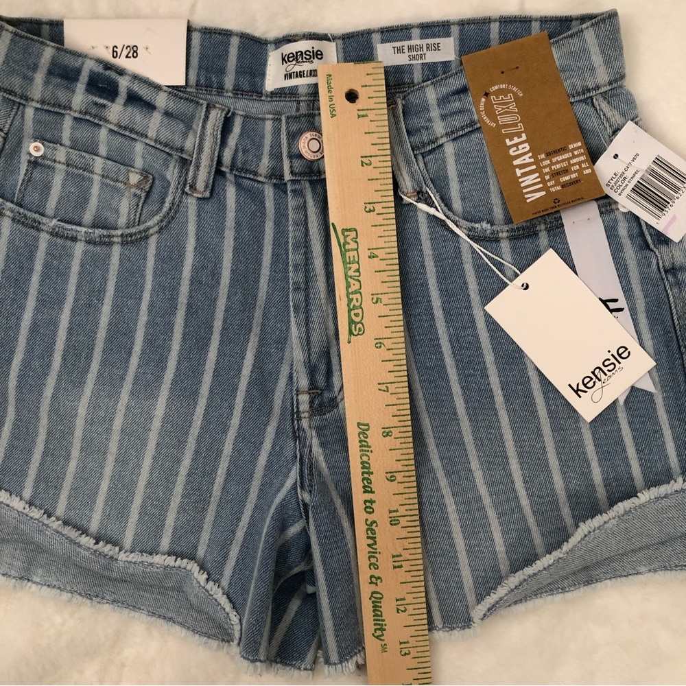 KENSIE JEANS VINTAGE LUXE THE HIGH RISE SHORT SIZE 6/28 STRIPED DENIM NWT - Picture 15 of 15